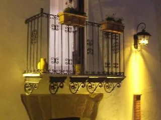Casa Del 1650 ホテル 2*